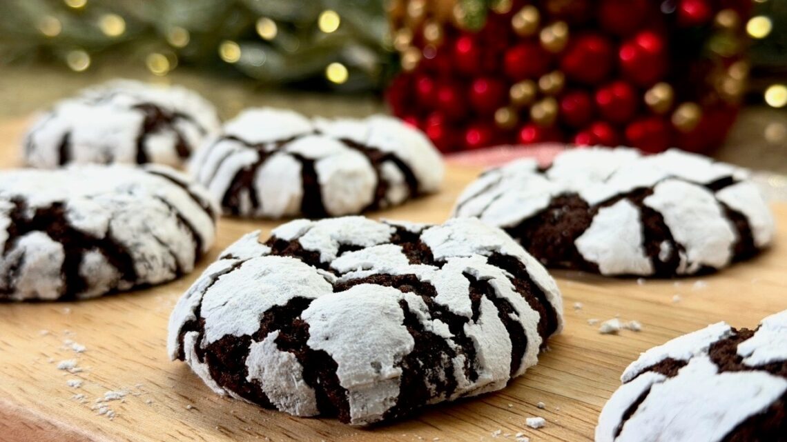 Chocolate Crinkle Cookies
